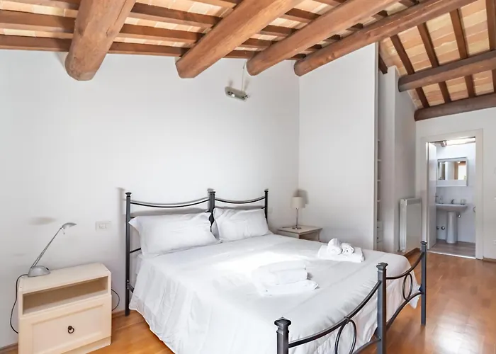 Guesthost - Tranquil Hideaway Apartment!