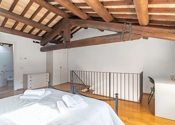 Guesthost - Tranquil Hideaway Apartment! Perugia