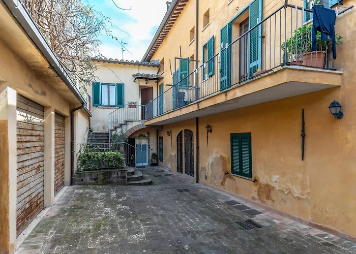 Guesthost - Tranquil Hideaway Apartment! Perugia